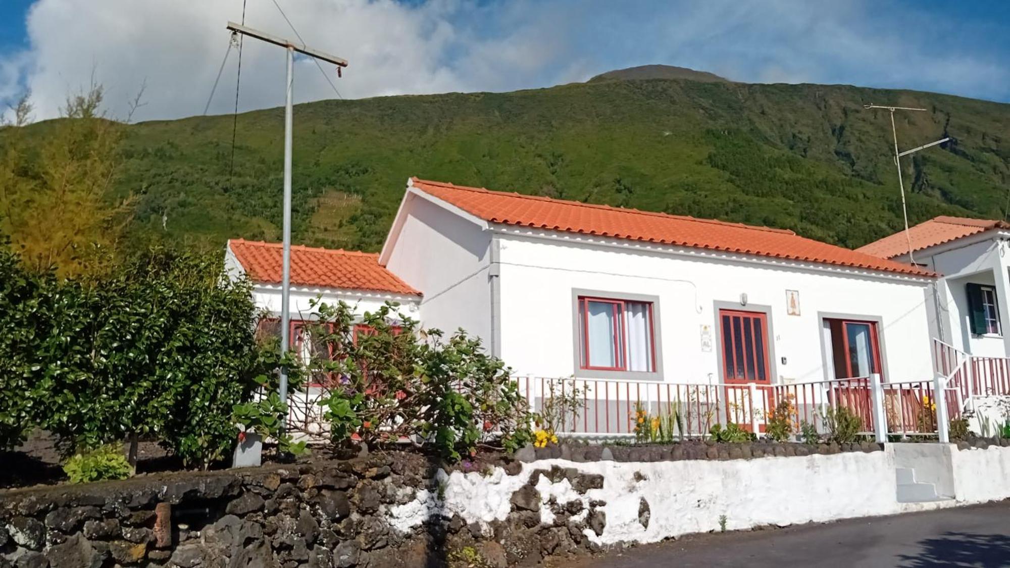 Sunflower Guest House - Madalena - Pico Sao Caetano  Exteriör bild